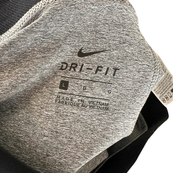 Nike Pro Gray Leggings Size Large - Picture 8 of 8